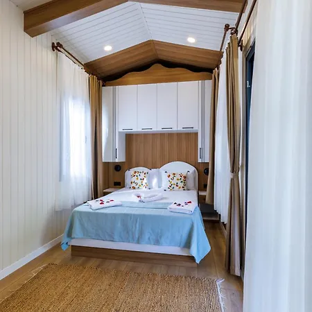 Kekova Garden Village * デムレ